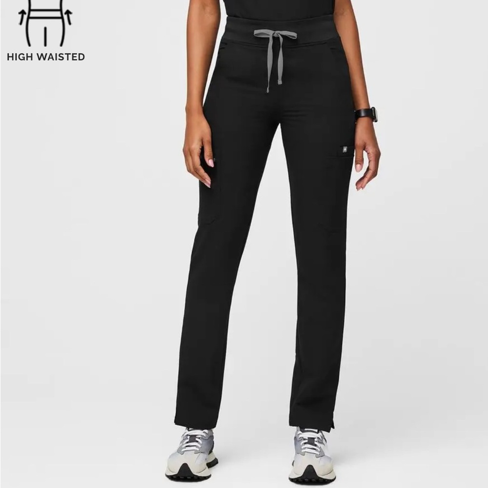 Kade Cargo Scrub Pants™